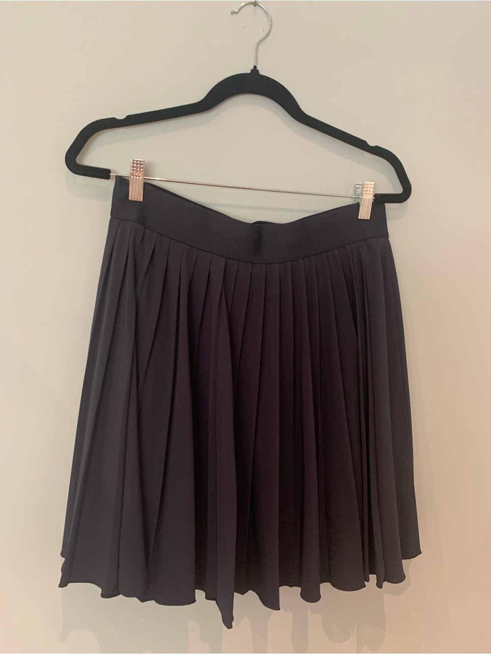 Aritzia Navy TNA Action Tennis Skirt